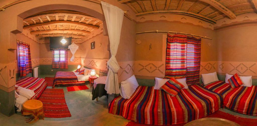 Riad Des Vieilles Charrues Boumalne Dades Exterior foto
