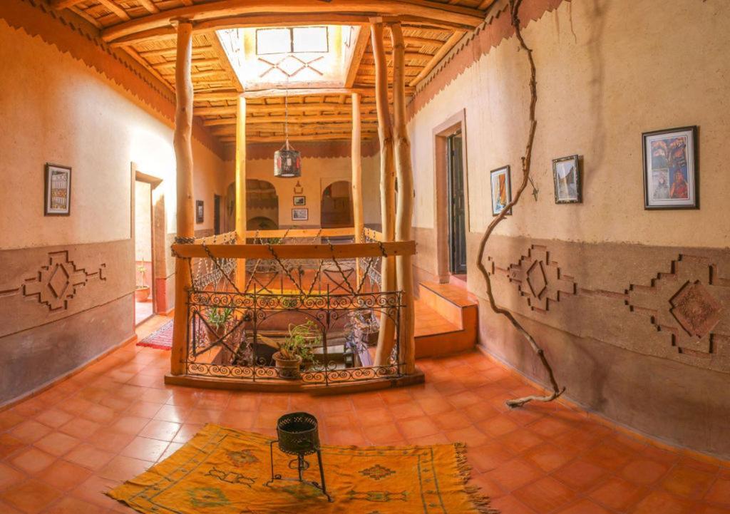 Riad Des Vieilles Charrues Boumalne Dades Exterior foto